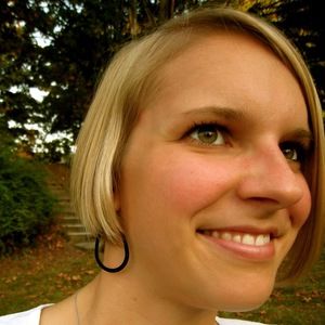 Meet your Posher, Sarah joy